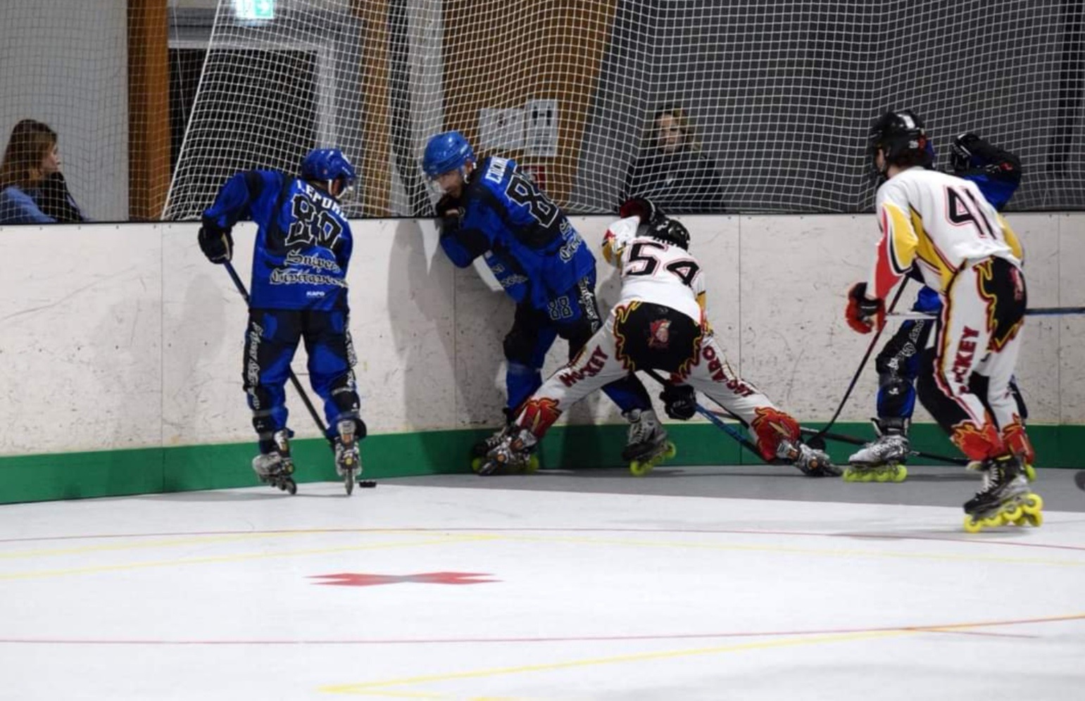 Hockey in line, serie B: lo scontro al vertice va ai Fox Legnaro