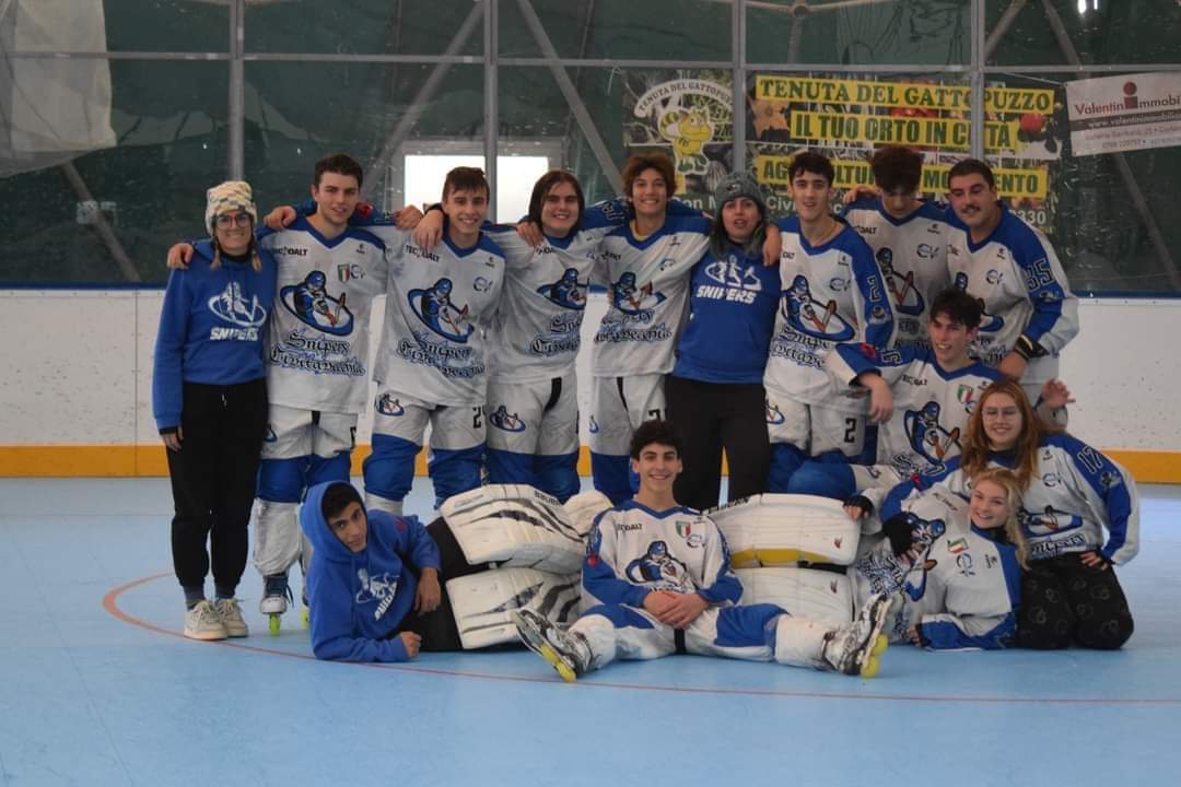 Hockey in line: gli Snipers Pizzeria Red Carpet a valanga sul Bomporto